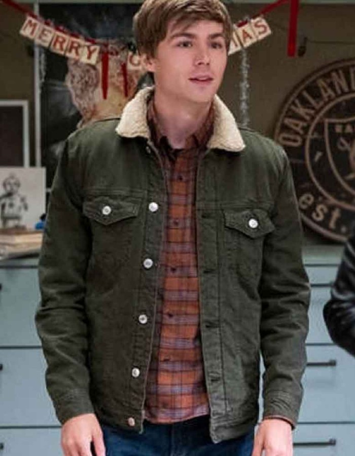 13 REASON WHY S04 MILES HEIZER (ALEX STANDALL) GREEN JACKET