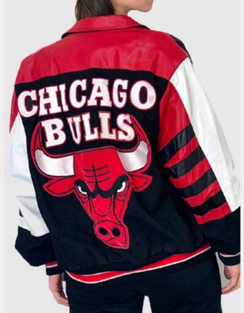 VINTAGE CHICAGO BULLS LEATHER JACKET