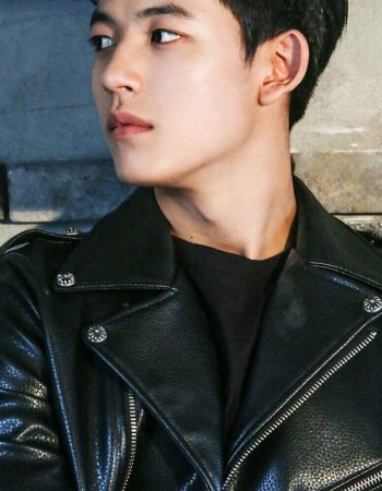 All Of Us Are Dead Park Solomon (Lee Su Hyeok) Black Leather Jacket