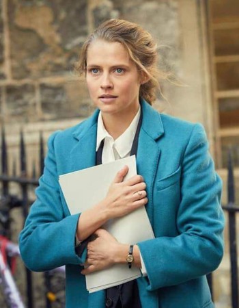 A DISCOVERY OF WITCHES TERESA PALMER (Diana Bishop) wool COAT